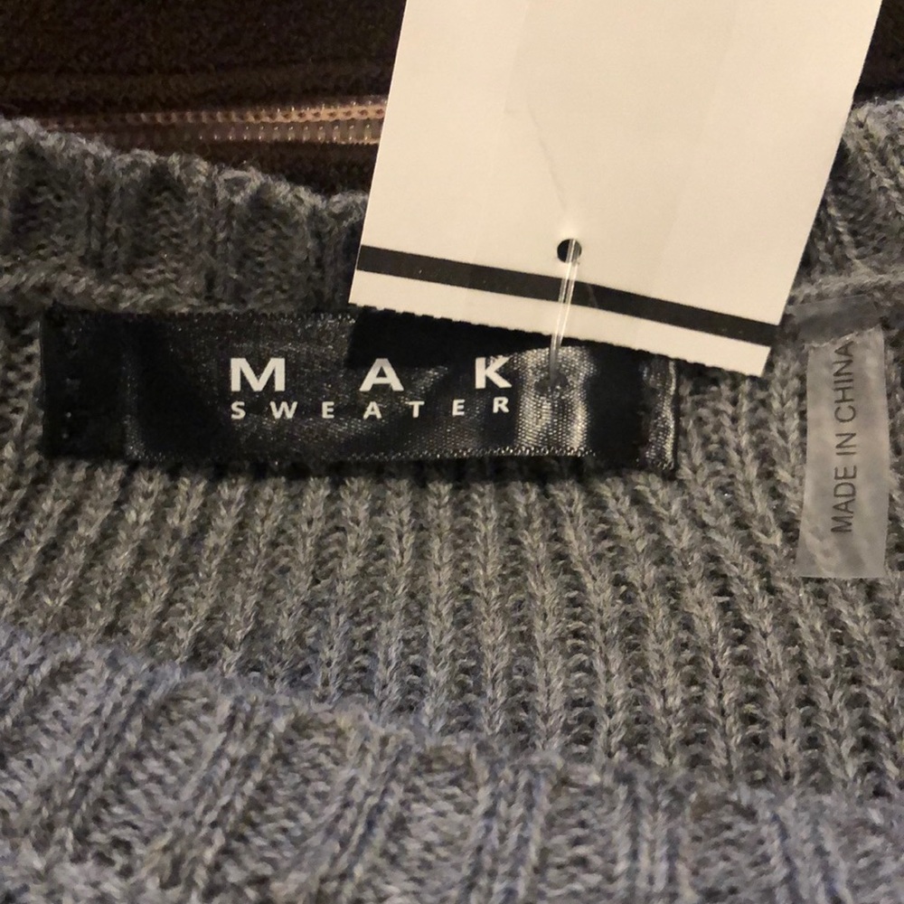 Sweater - Picture 4 of 5